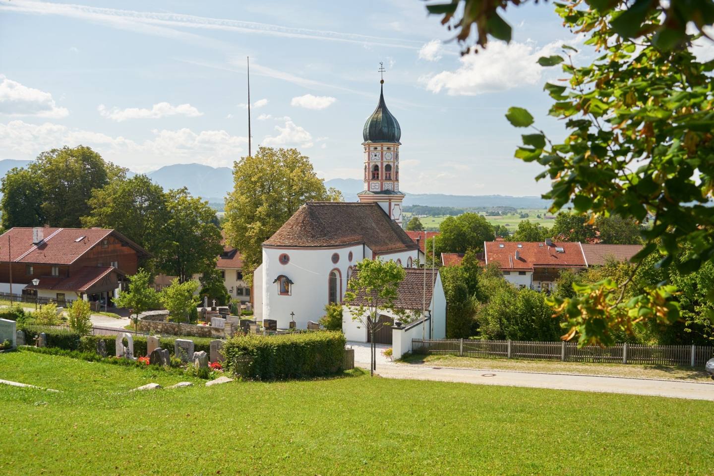 St. Georg von außen